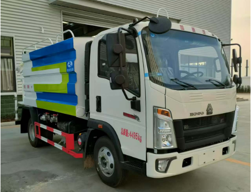 7噸藍(lán)牌灑水車(chē)