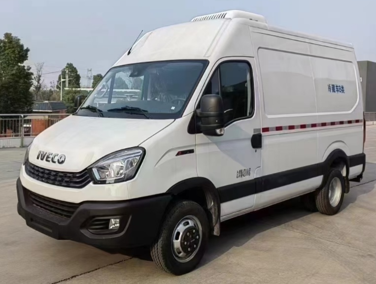 依維柯長(zhǎng)軸面包冷藏車(chē)價(jià)格