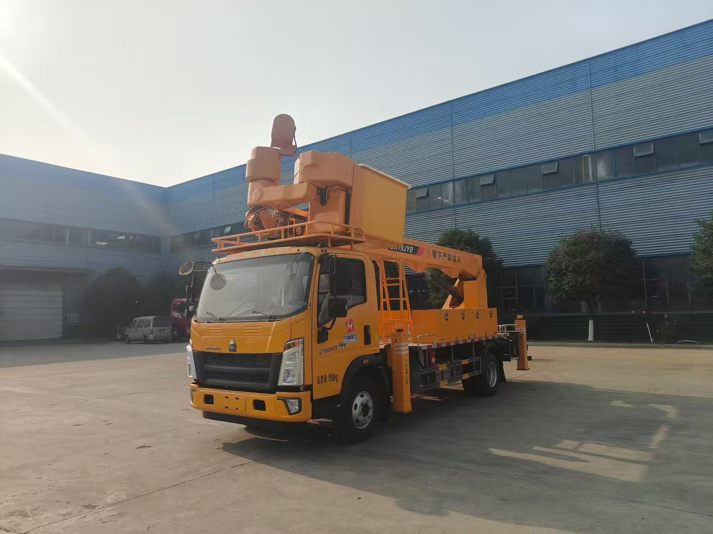 （19米）重汽絕緣臂高空車價格